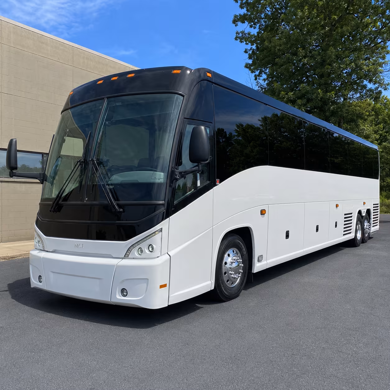 charter buses to padres games at petco park from encinitas