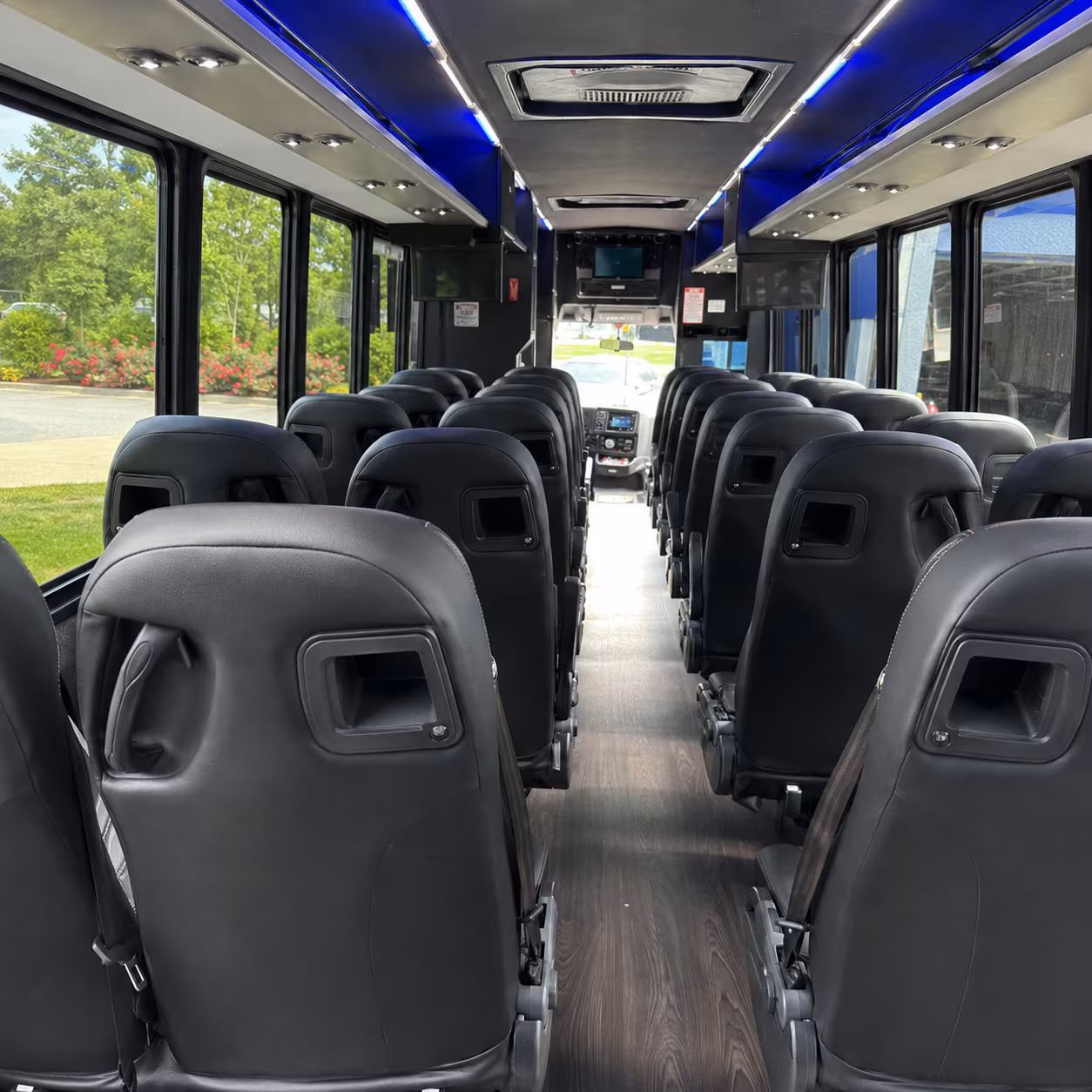 charter buses to temecula wine country for large groups from encinitas