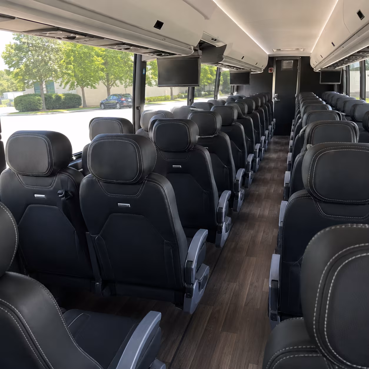 long distance charter bus rentals from encinitas to los angeles