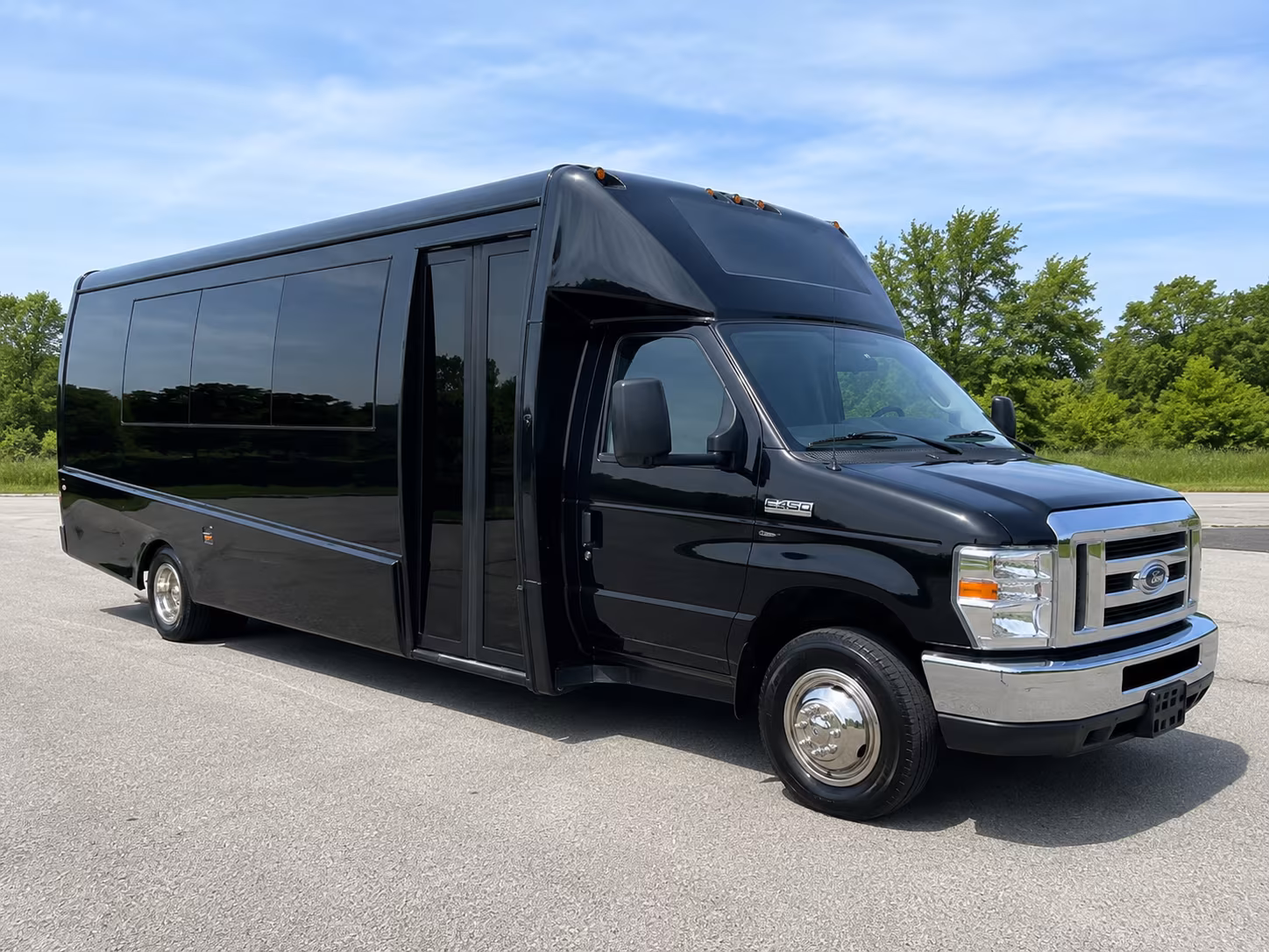 minibuses and sprinter vans for san diego music bar crawls and club nights
