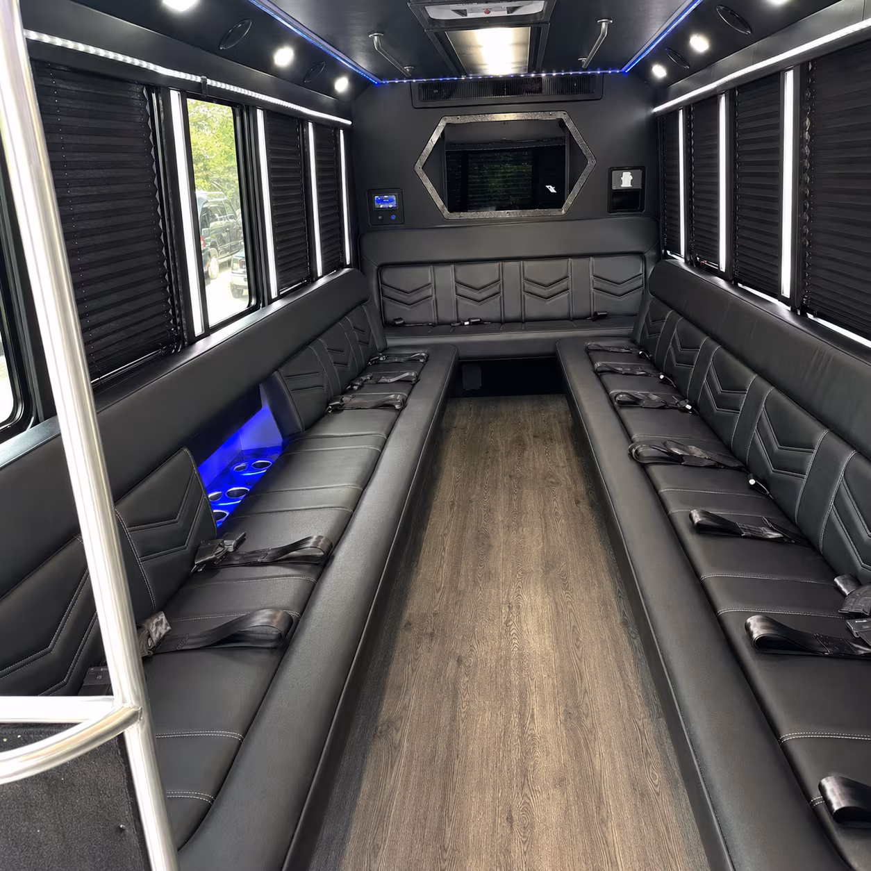 party buses for bachelorette wine tours along the encinitas coast and into temecula