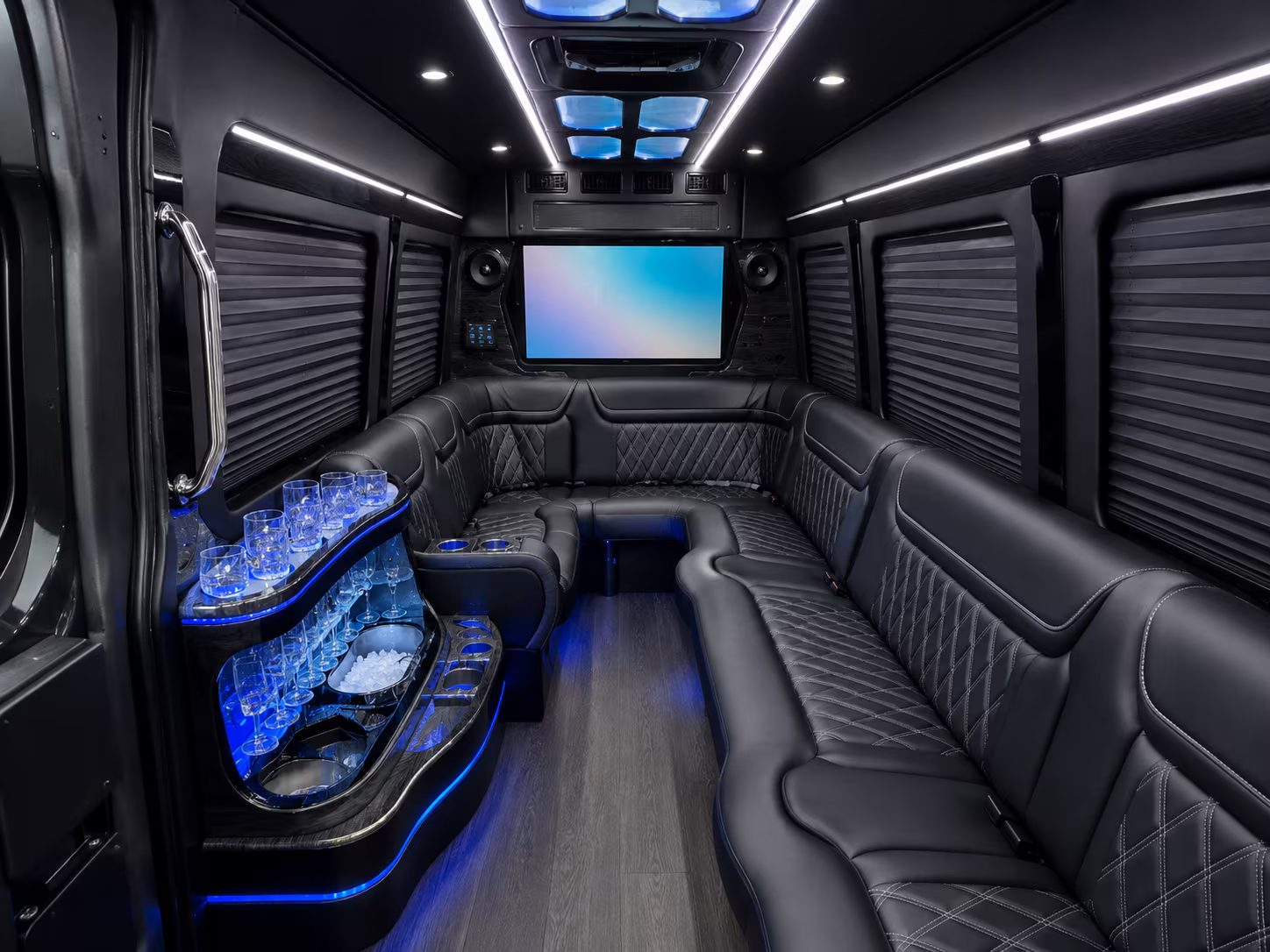 sprinter vans and small buses for intimate encinitas prom groups